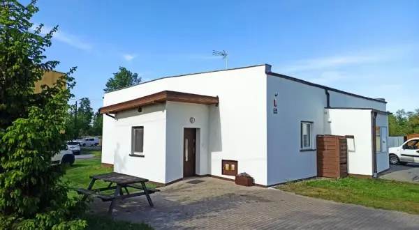 Wynajem mieszkania na wsi: Ceny, oszczędności i gdzie szukać?