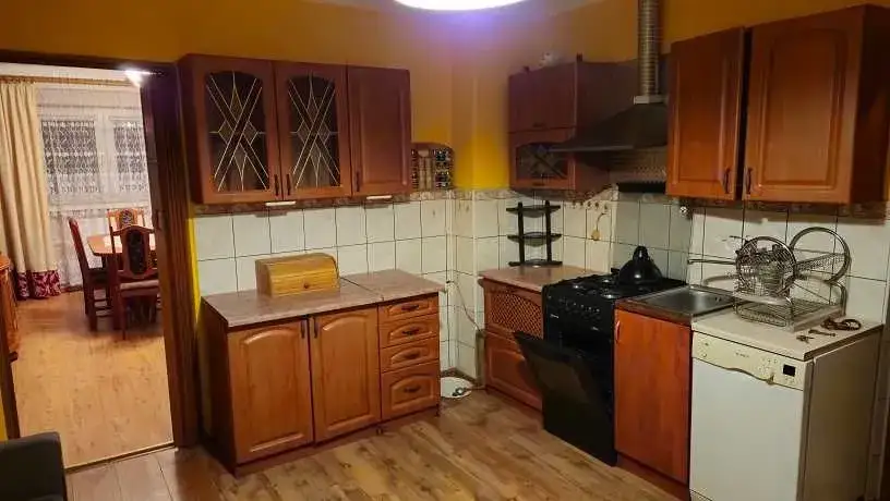 różne typy mieszkań na wsi wynajem